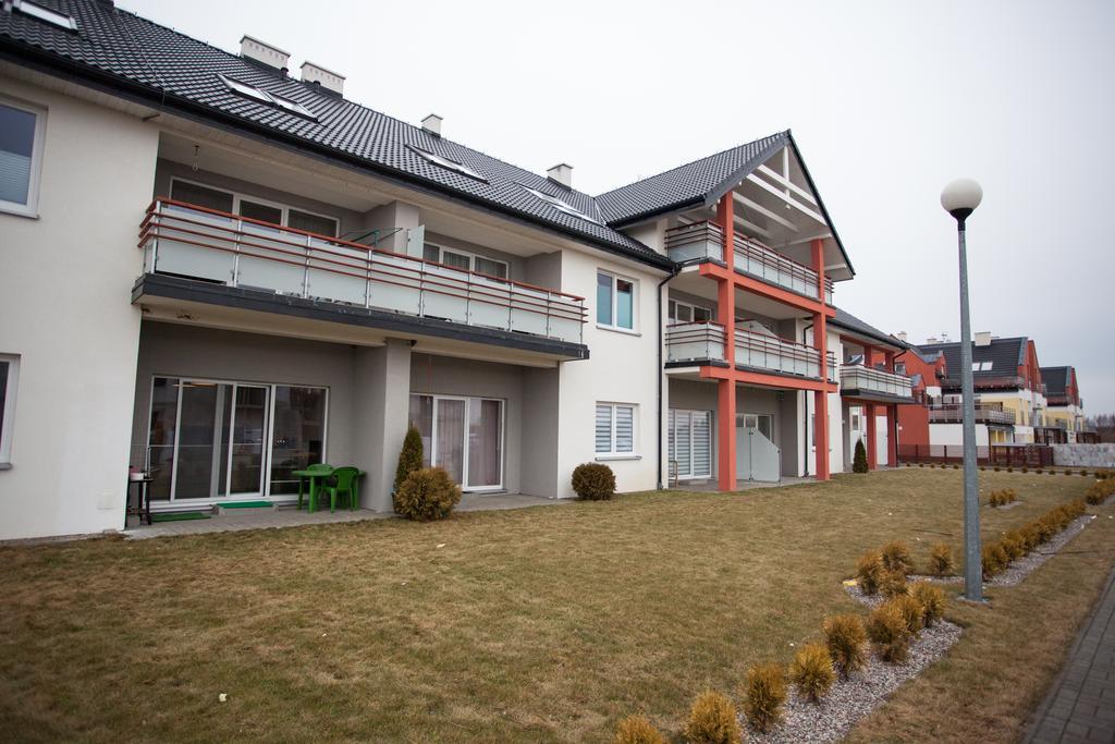 Apartament Nad Morzem ダルウフコ エクステリア 写真